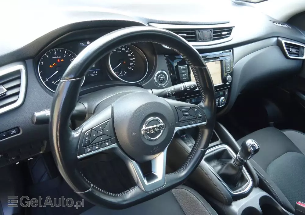 NISSAN Qashqai 1.3 DIG-T N-Connecta