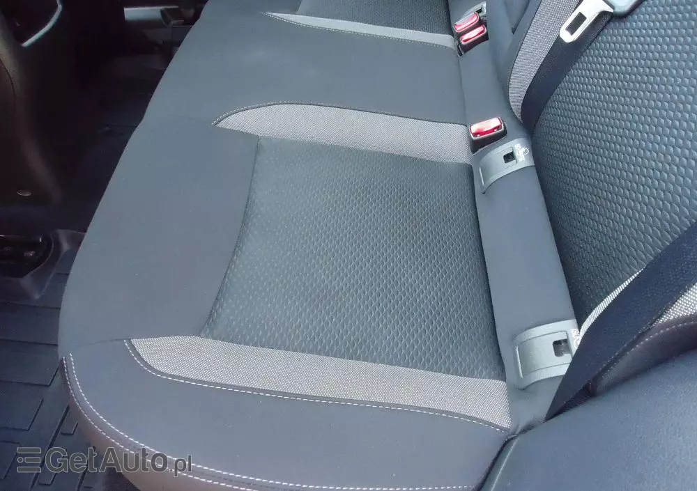 NISSAN Qashqai 1.3 DIG-T N-Connecta