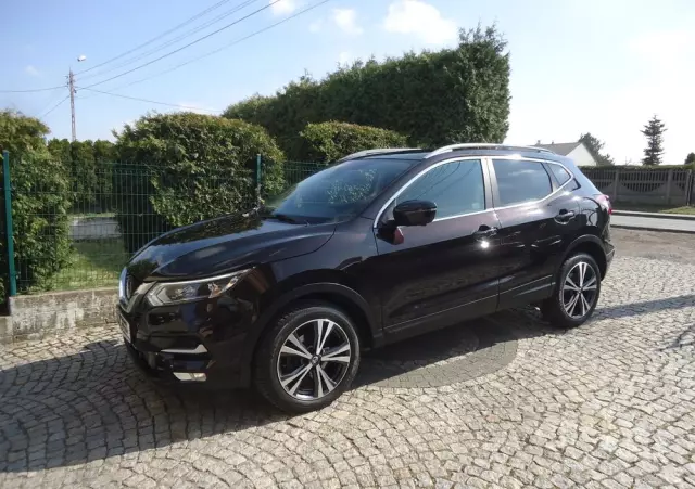 NISSAN Qashqai 1.3 DIG-T N-Connecta