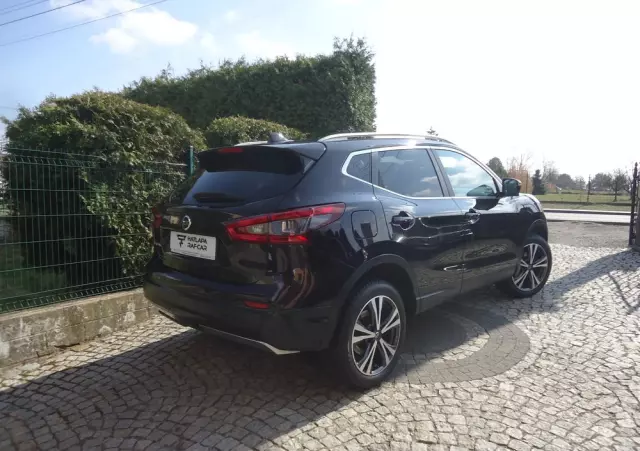 NISSAN Qashqai 1.3 DIG-T N-Connecta