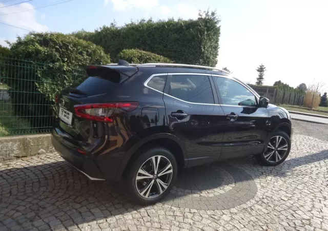 NISSAN Qashqai 1.3 DIG-T N-Connecta