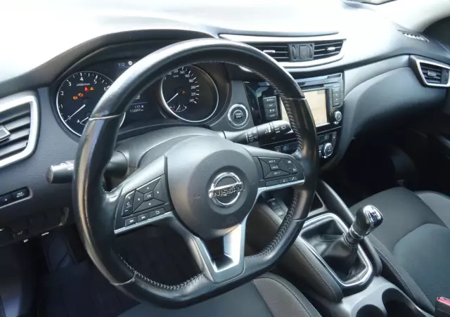 NISSAN Qashqai 1.3 DIG-T N-Connecta