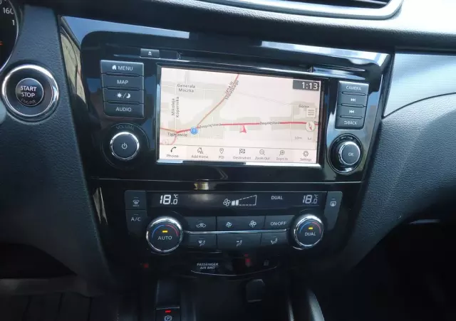 NISSAN Qashqai 1.3 DIG-T N-Connecta