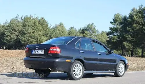 VOLVO S40 