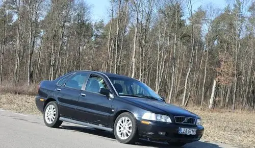 VOLVO S40 