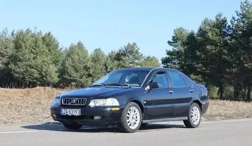 VOLVO S40 