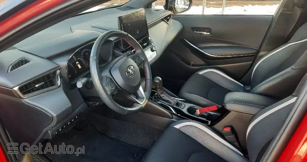 TOYOTA Corolla 2.0 Hybrid GR Sport Dynamic