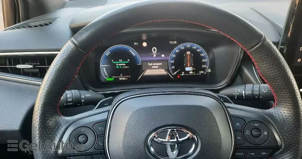 TOYOTA Corolla 2.0 Hybrid GR Sport Dynamic