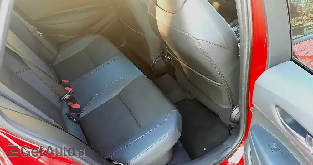 TOYOTA Corolla 2.0 Hybrid GR Sport Dynamic