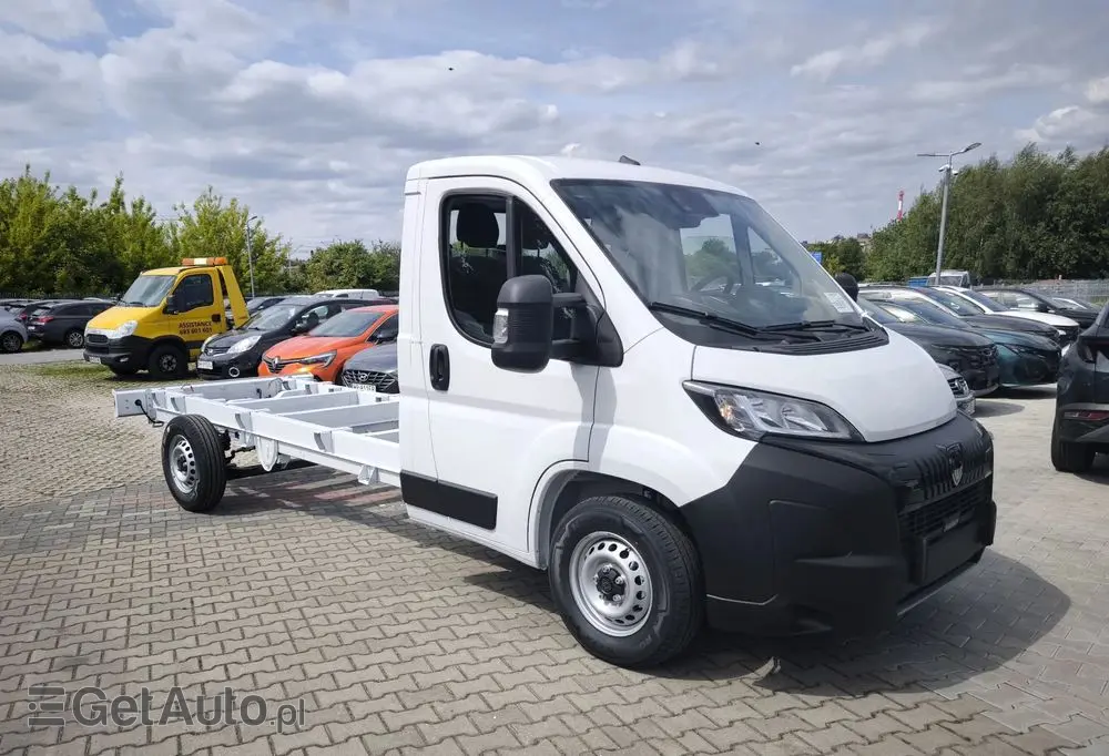 PEUGEOT Boxer podwozie do zabudowy 