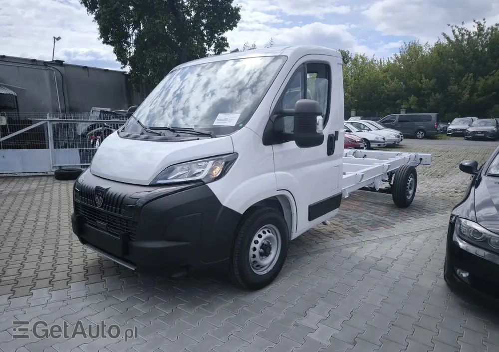 PEUGEOT Boxer podwozie do zabudowy 