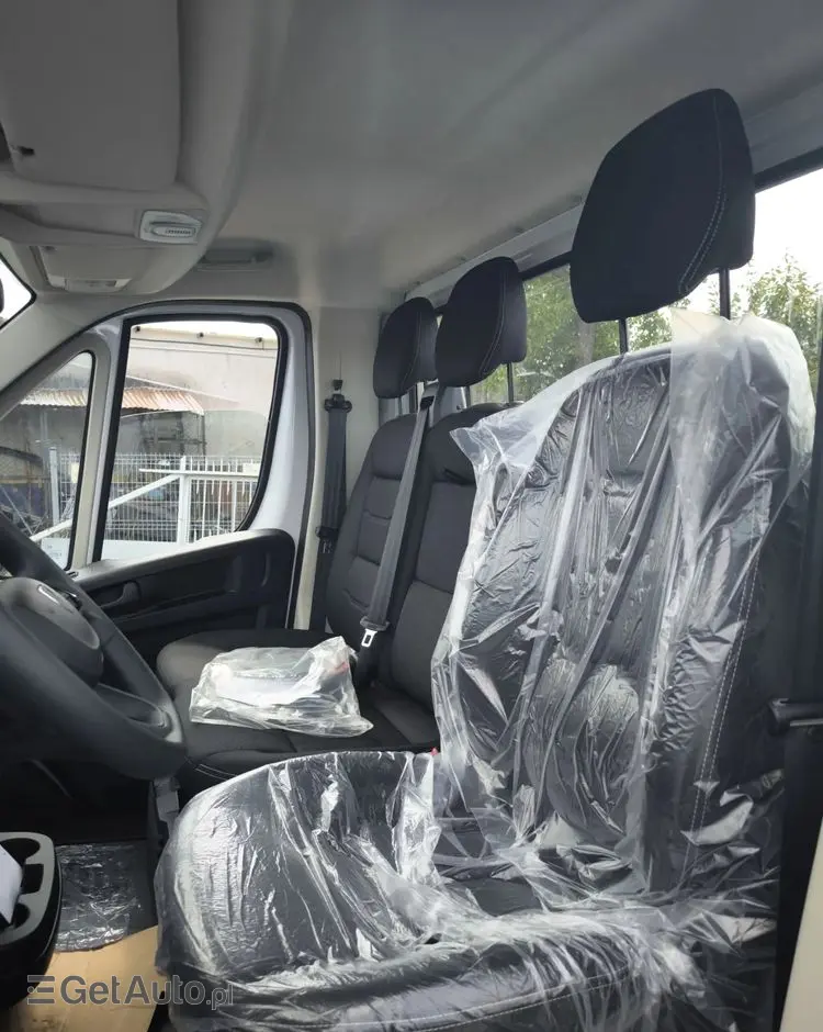 PEUGEOT Boxer podwozie do zabudowy 