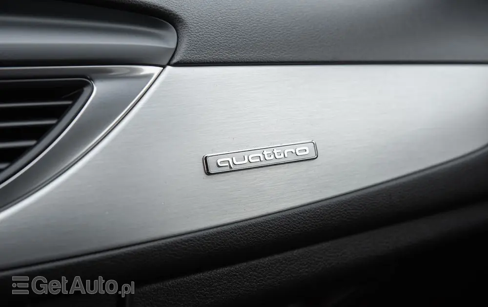 AUDI A6 Avant 2.0 TDI quattro S tronic