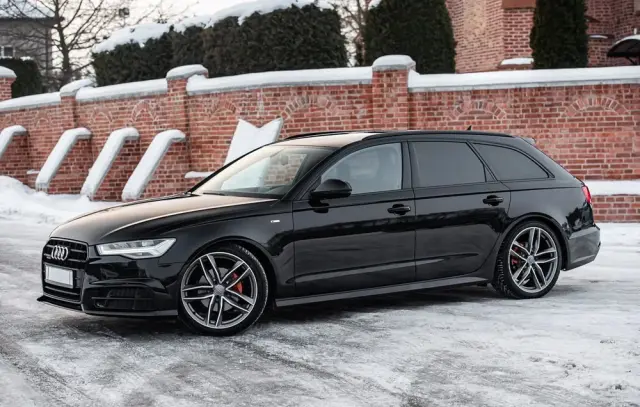 AUDI A6 Avant 2.0 TDI quattro S tronic