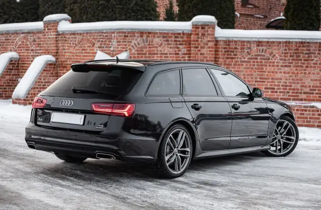 AUDI A6 Avant 2.0 TDI quattro S tronic