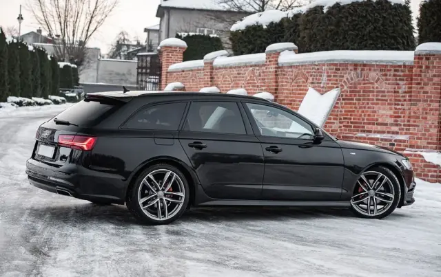 AUDI A6 Avant 2.0 TDI quattro S tronic