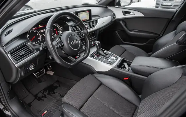 AUDI A6 Avant 2.0 TDI quattro S tronic