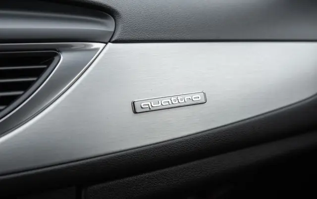 AUDI A6 Avant 2.0 TDI quattro S tronic