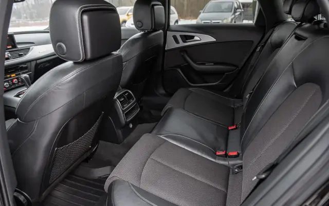 AUDI A6 Avant 2.0 TDI quattro S tronic