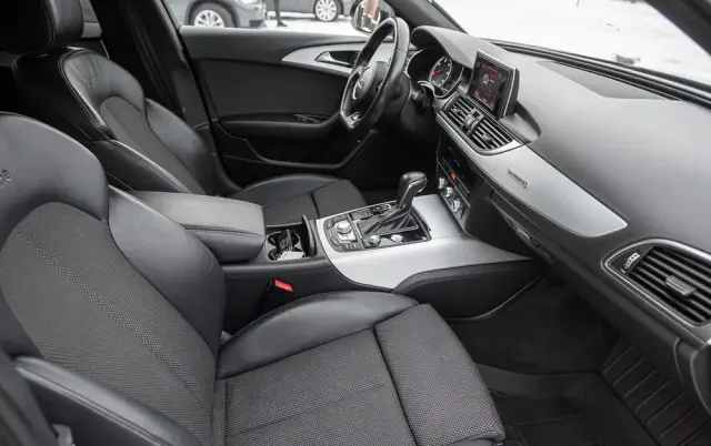 AUDI A6 Avant 2.0 TDI quattro S tronic