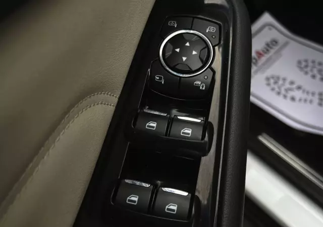 FORD S-Max 2.0 T Titanium MPS6