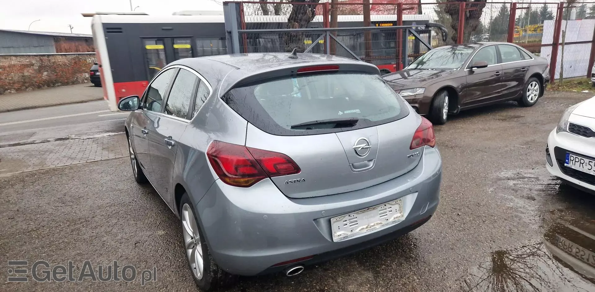OPEL Astra 1.6 Turbo (180 KM)