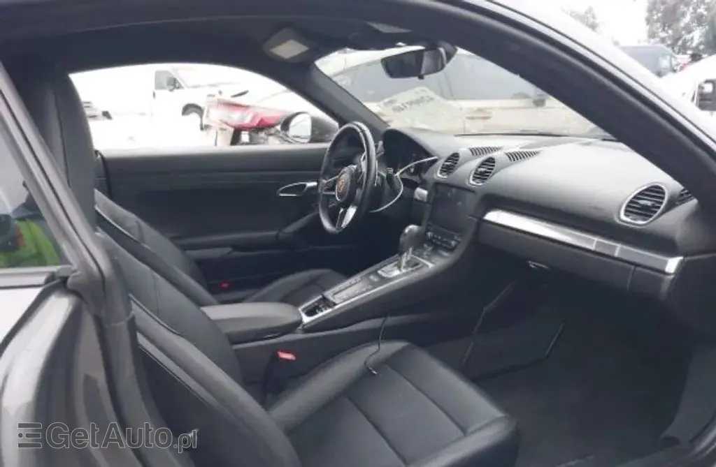 PORSCHE 718 Cayman 