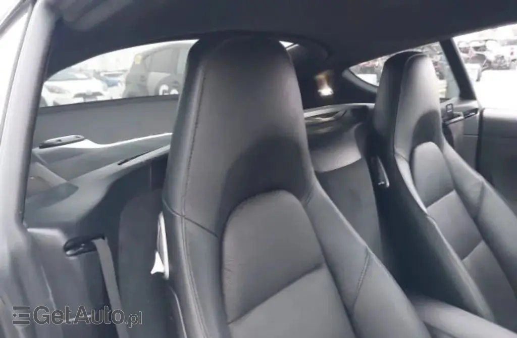 PORSCHE 718 Cayman 