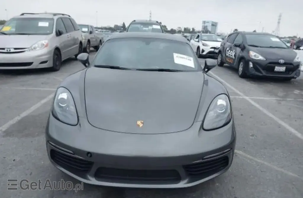 PORSCHE 718 Cayman 
