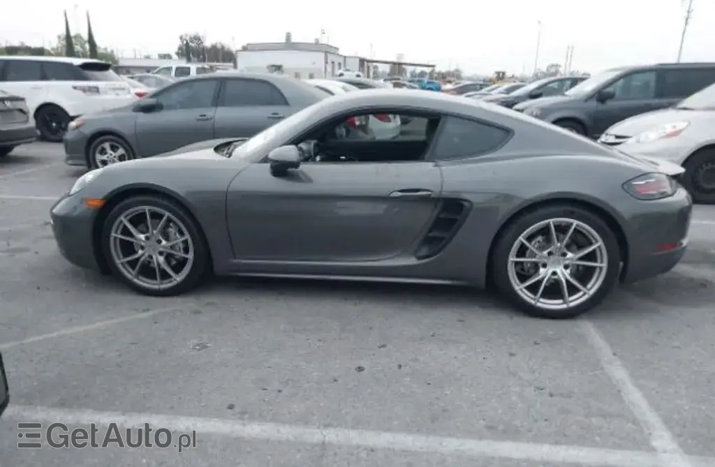 PORSCHE 718 Cayman 
