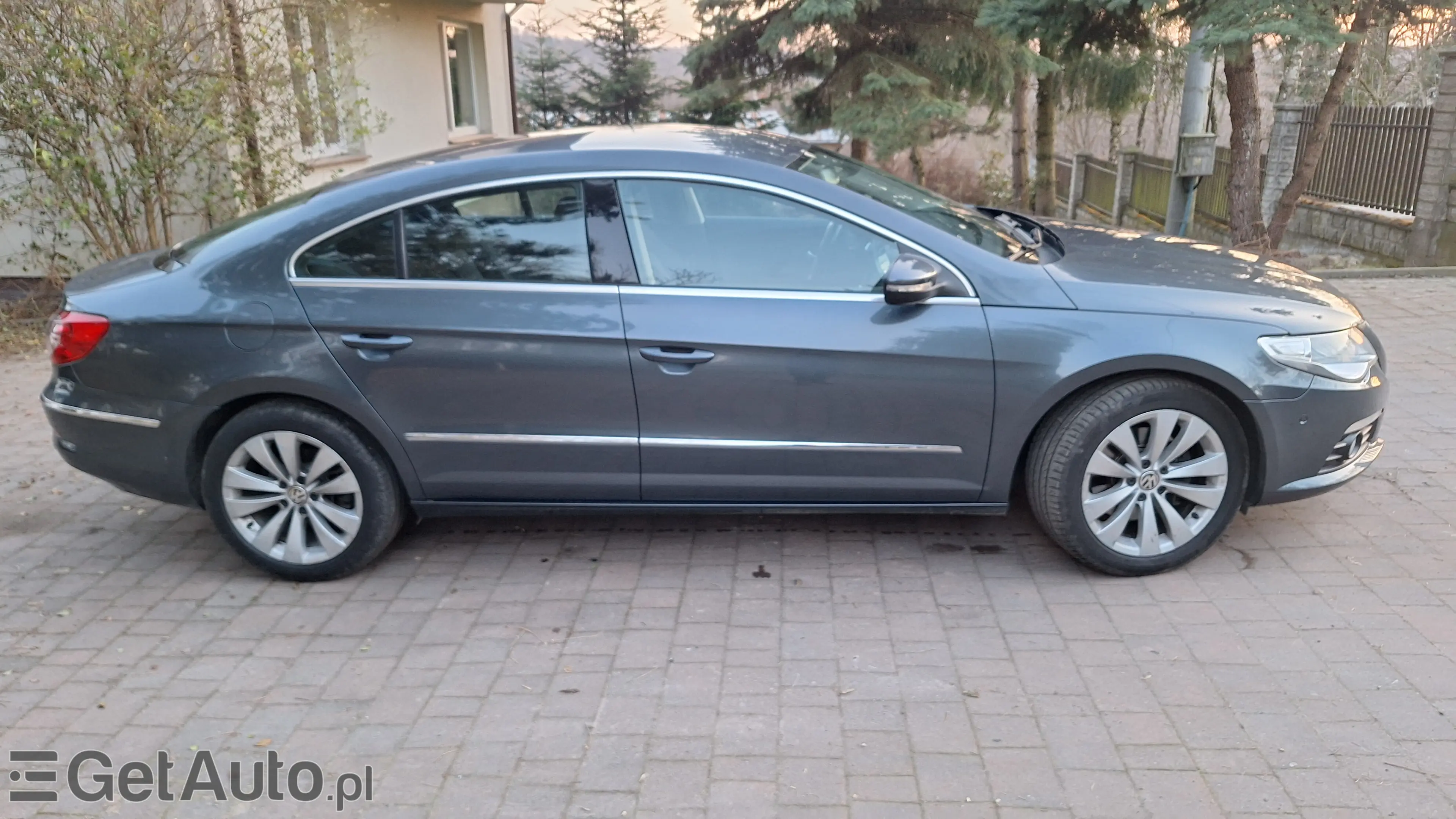 VOLKSWAGEN Passat Sportline