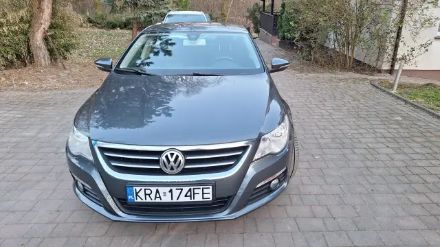 VOLKSWAGEN Passat Sportline