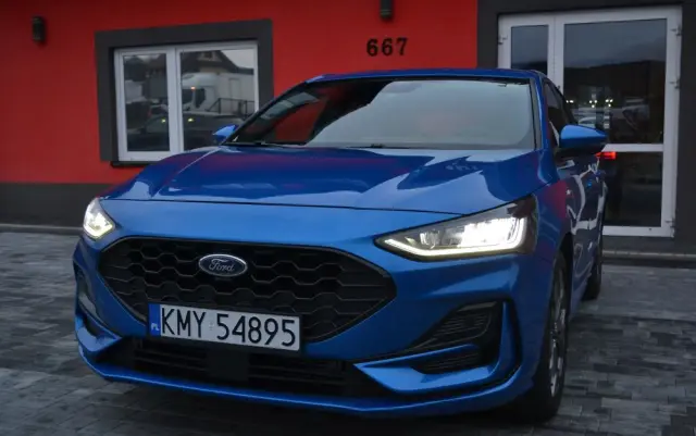 FORD Focus 1.0 EcoBoost Start-Stopp-System ST-LINE