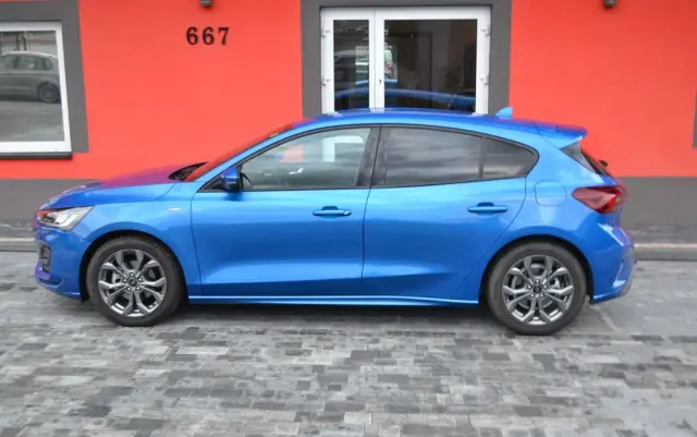 FORD Focus 1.0 EcoBoost Start-Stopp-System ST-LINE