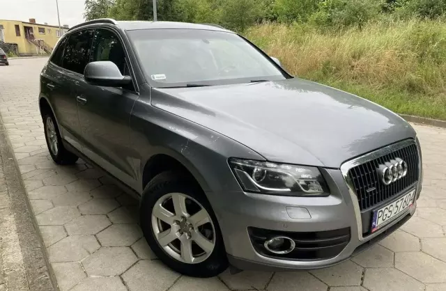 AUDI Q5 