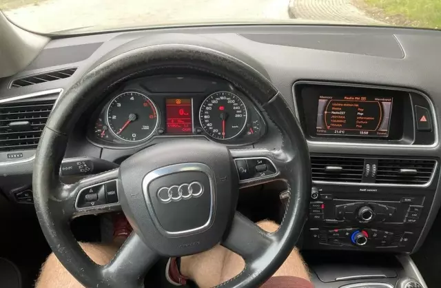 AUDI Q5 