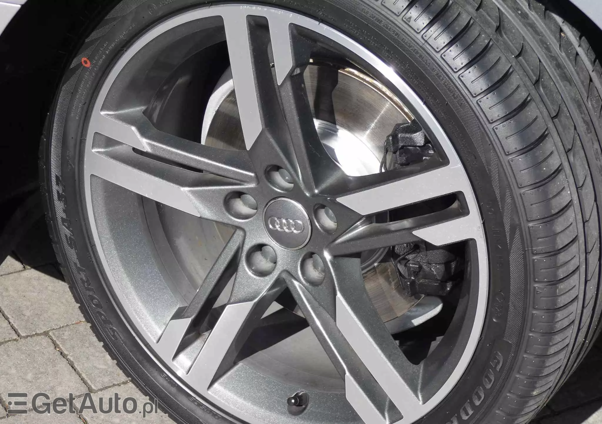 AUDI A4 Avant 2.0 TDI design