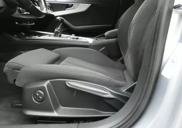 AUDI A4 Avant 2.0 TDI design