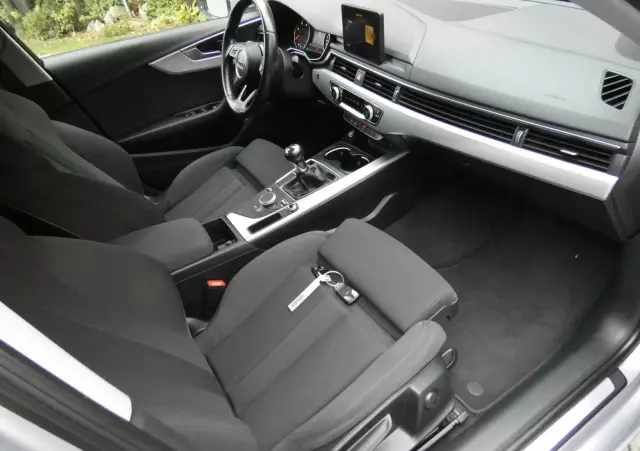 AUDI A4 Avant 2.0 TDI design