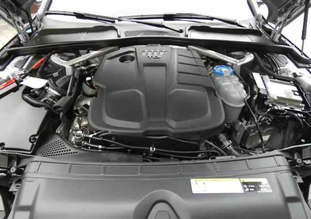 AUDI A4 Avant 2.0 TDI design