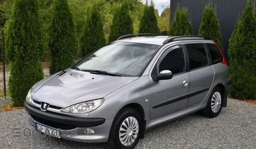 PEUGEOT 206 