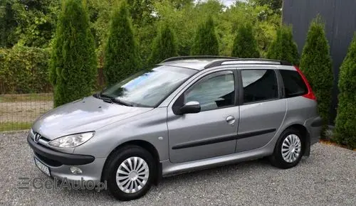 PEUGEOT 206 