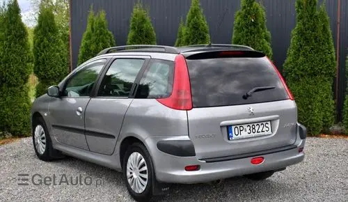 PEUGEOT 206 