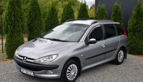 PEUGEOT 206 