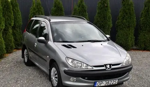 PEUGEOT 206 