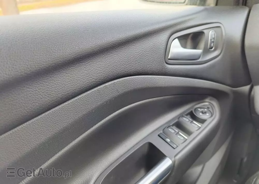 FORD Kuga 1.5 EcoBoost AWD Edition ASS