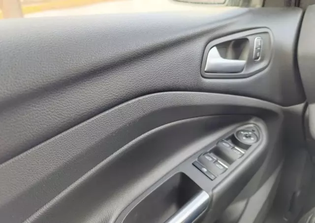 FORD Kuga 1.5 EcoBoost AWD Edition ASS