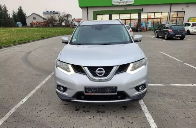 NISSAN X-Trail 