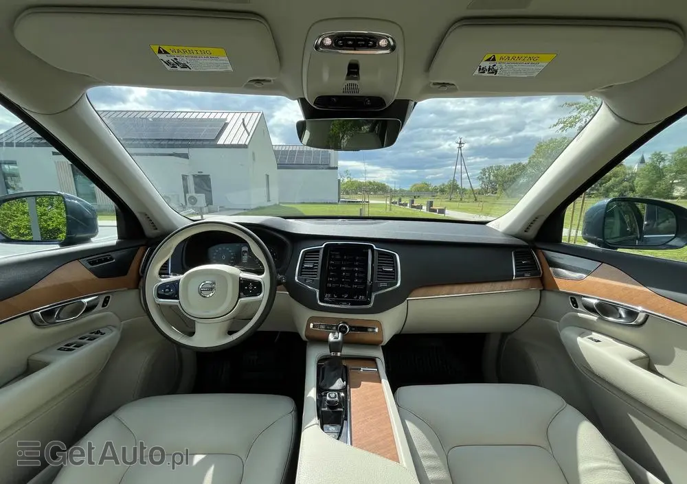 VOLVO XC 90 T6 AWD Geartronic Momentum Pro
