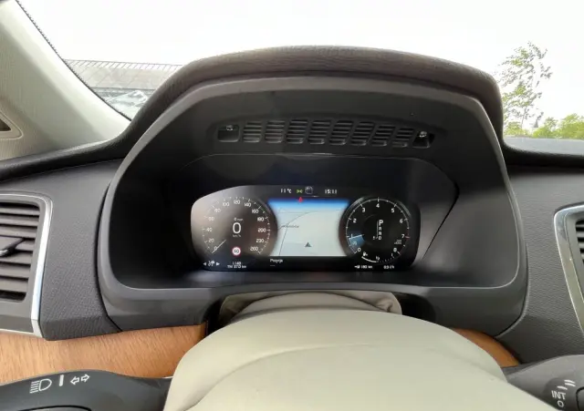 VOLVO XC 90 T6 AWD Geartronic Momentum Pro